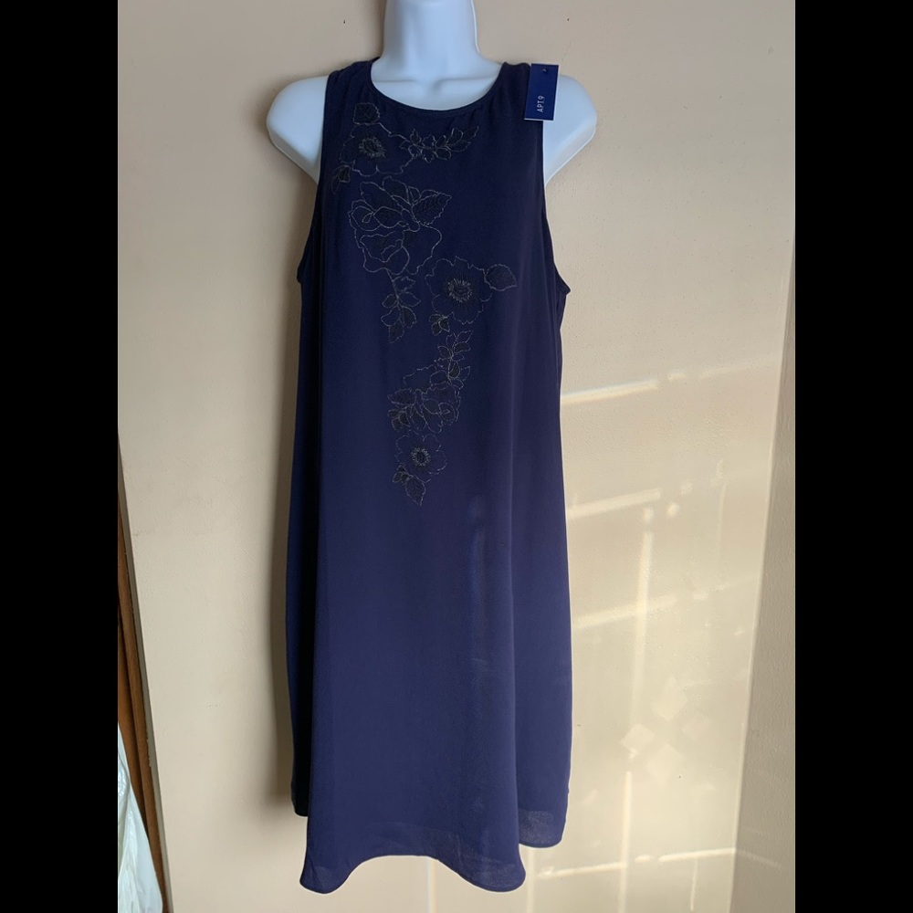 NWT apt 9 dress